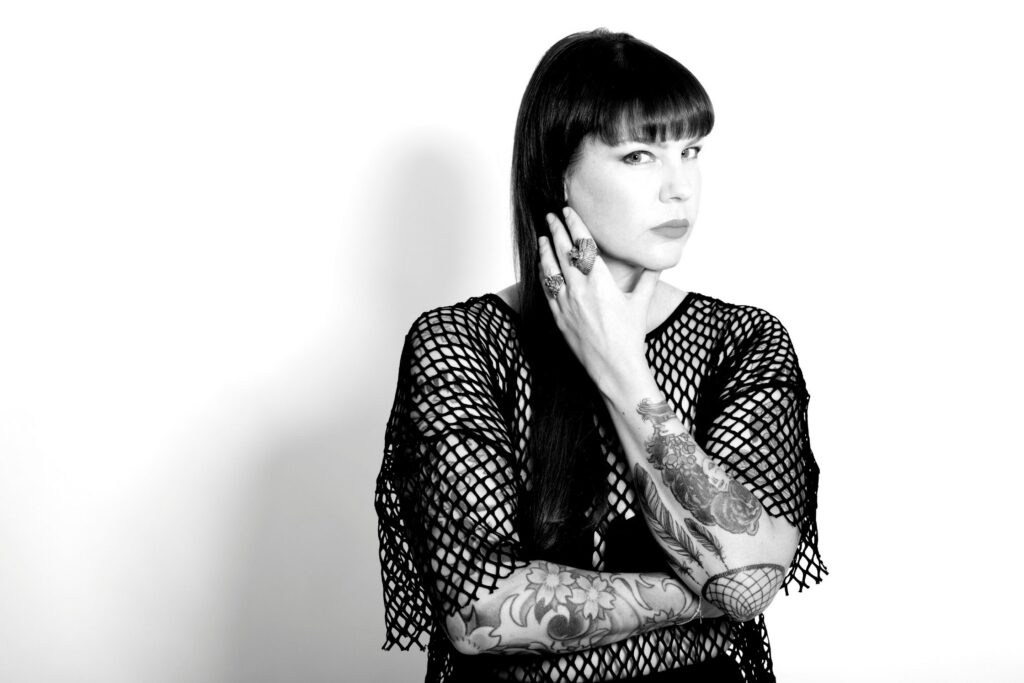 Miss Kittin: Королева электроклэша, выжившая после коммерческого взрыва